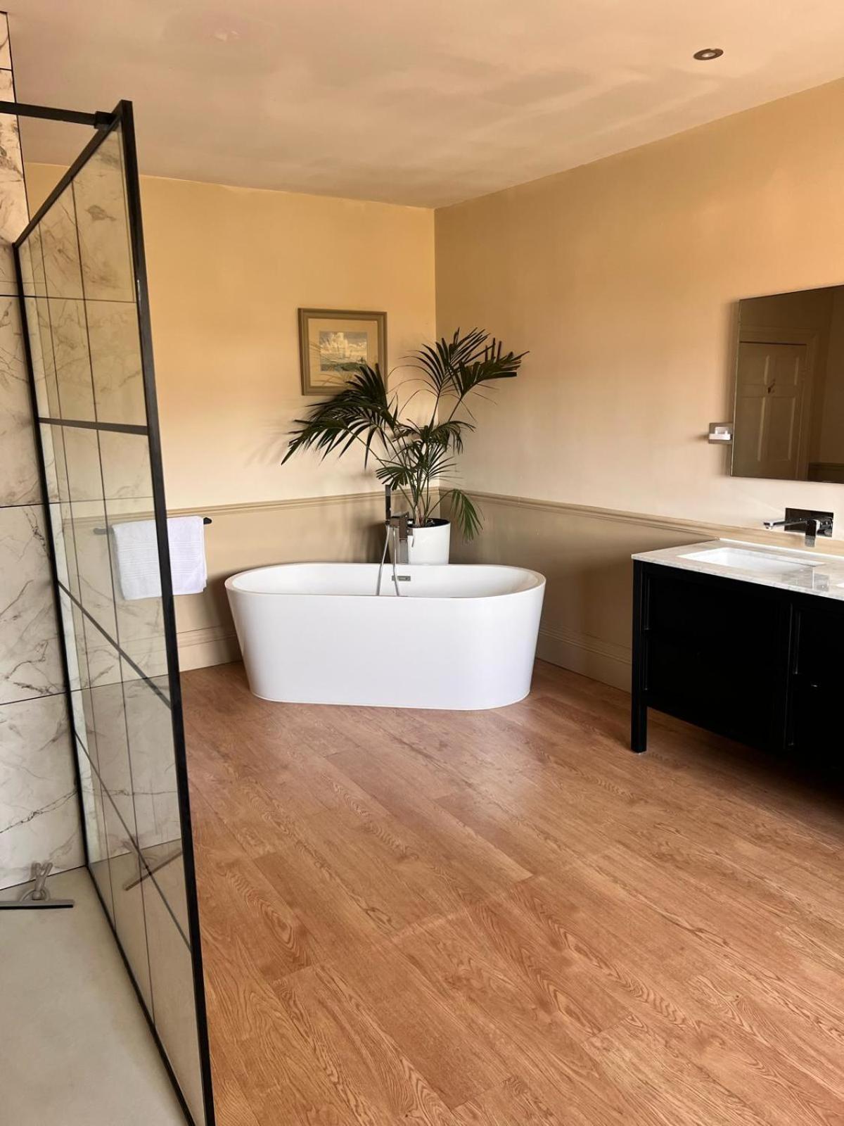 Llanerchydol Hall Suites Welshpool Luaran gambar